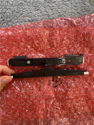 P1080383-416 ZD620D cabeza de impresión de 300 dpi con soporte