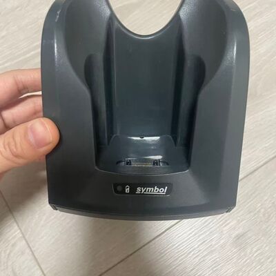 Para el símbolo de motorola MC3090 MC3000 con un solo cargador